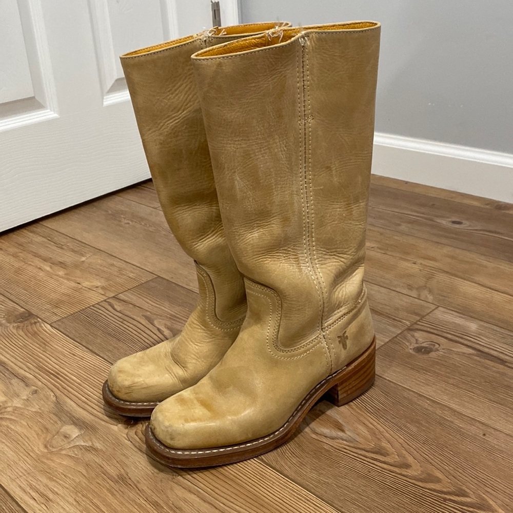 Frye Campus Banana Boots Size 7